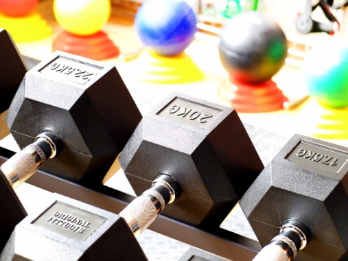 Гантель 4 кг гексагональная ZSO обрезиненная Гантель 4 кг гексагональная ZSO обрезиненная