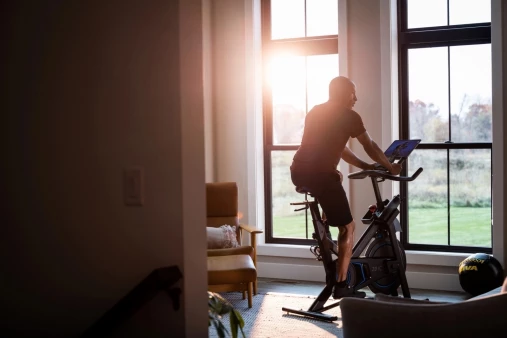 Велотренажер спин-байк Horizon 7.0IC-22 (без подключения к сети 220 Вольт) с магнитной нагрузкой