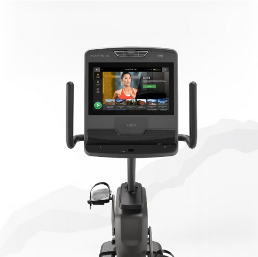 Горизонтальный велотренажер Matrix Lifestyle. Консоль Touch Горизонтальный велотренажер Matrix Lifestyle. Консоль Touch