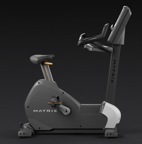 Вертикальный велотренажер Matrix Performance. Консоль Premium LED