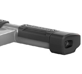 Стабилизаторы закрыты кожухами из формированного уретана для защиты от царапин и сколов Стабилизаторы закрыты кожухами из формированного уретана для защиты от царапин и сколов