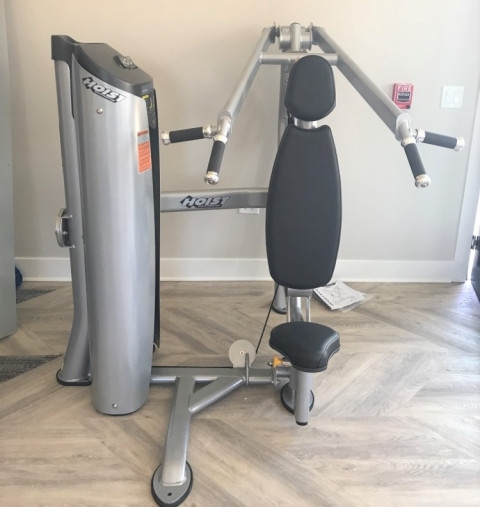 Мульти-жим от груди / Жим от плеч Hoist HD-3300 Мульти-жим от груди / Жим от плеч Hoist HD-3300